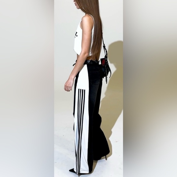 Nwt AKIRA Women's Black and White Striped track and denim pant Joggers size XL - Picture 2 of 5